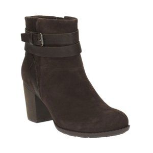 Clarks Enfield River Womens Size 11M Brown Suede Heeled Ankle Boots Shoes